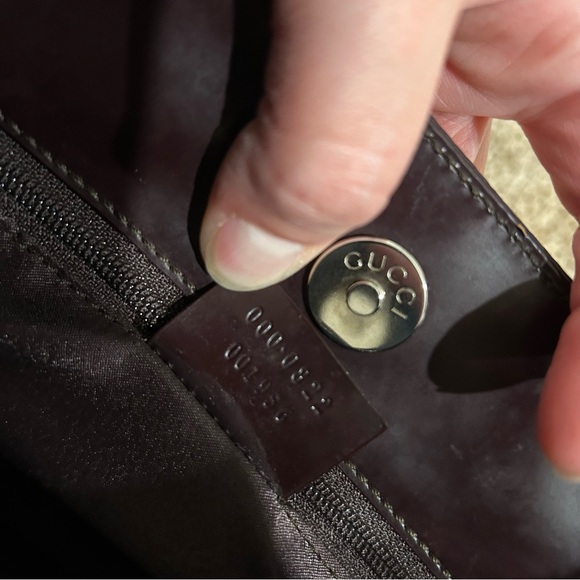 Gucci Dark Purple Satin Shoulder Bag with Bamboo Handle Vintage 1990s - Picture 13 of 13